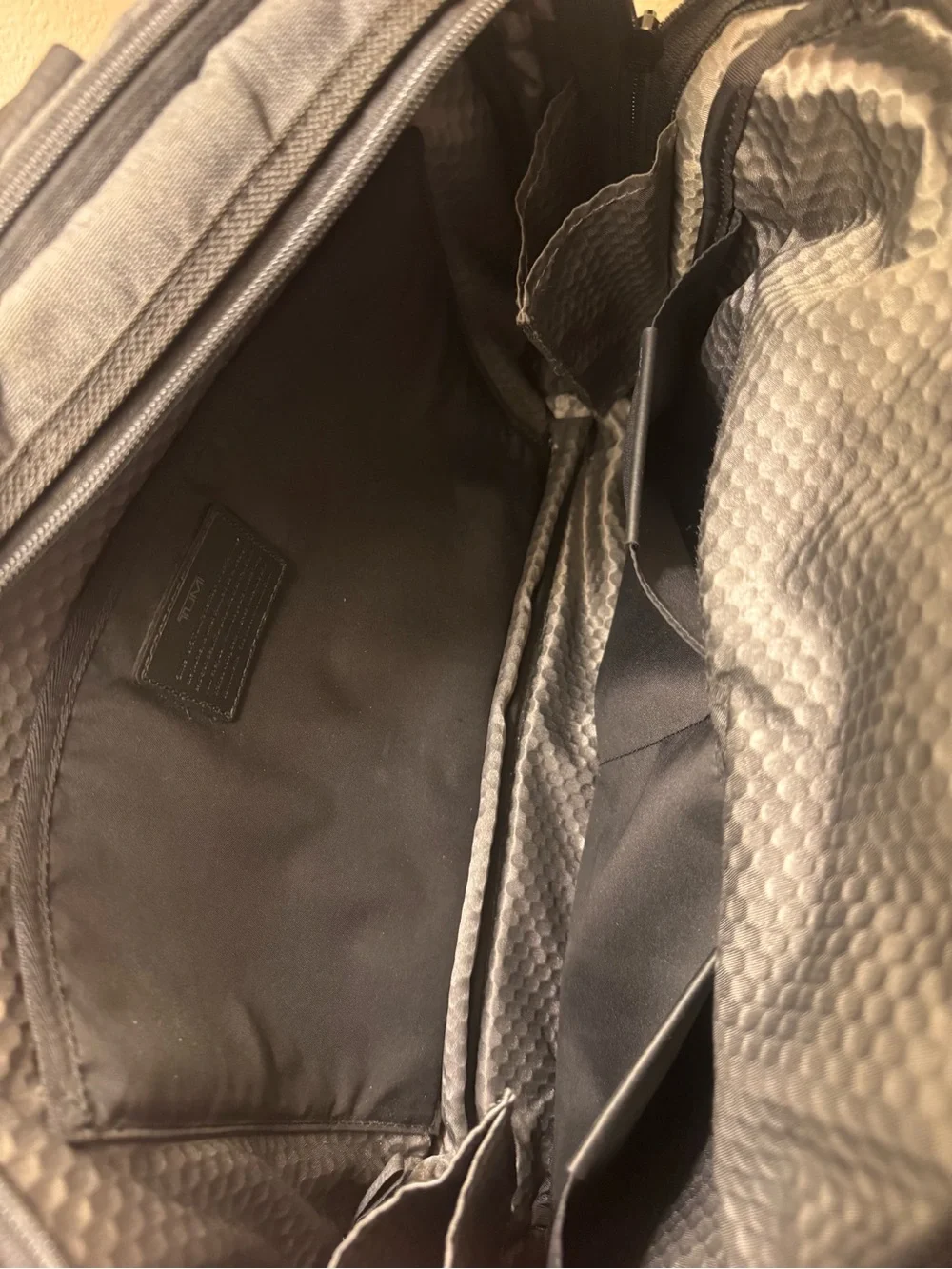 TUMI Alpha Bravo Albany Slim Commuter Briefcase in Anthracite